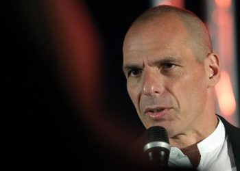 Πολυσυζητημένη η υποψηφιότητα του Γιάνη Βαρουφάκη για τις Ευρωεκλογές στη Γερμανία