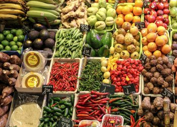 Η λίστα με τα πιο μολυσμένα προϊόντα που καταναλώνουμε καθημερινά