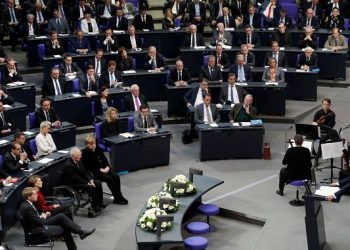 “Γερμανική βοήθεια” για τις γερμανικές επανορθώσεις