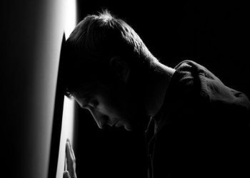 Γιατί είναι τόσο δύσκολο να συγχωρήσεις τον εαυτό σου…;