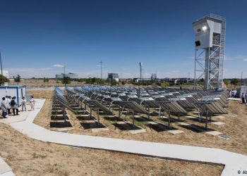 Ισπανία: Παραγωγή κηροζίνης από ήλιο και νερό