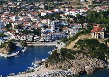 Στη Σαμοθράκη φθάνει το οχηματαγωγό «Άναξ» το μεσημέρι-Tο βράδυ στο νησί και το «Andros Jet»