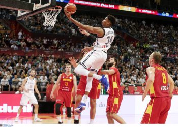 Μουντομπάσκετ 2019: Η Εθνική Ελλάδας «διέλυσε» το Μαυροβούνιο στην πρεμιέρα της