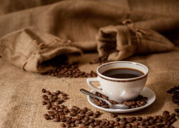 ΚΑΦΕΣ: Δώρο ή Απειλή για την Υγεία;