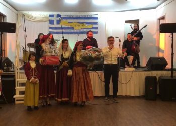 Το Αμβούργο υποκλίνεται στην Κρήτη και στον Γιώργο Νικηφόρου Ζερβάκη!