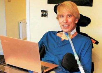 Ετοιμοθάνατος επιστήμονας μετατρέπεται στο πρώτο cyborg!