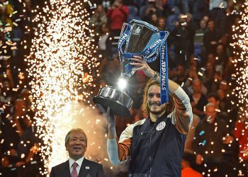 Στην κορυφή του παγκόσμιου τένις ο Τσιτσιπάς!