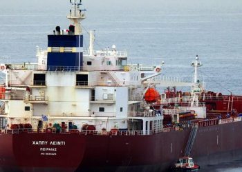 Ένοπλη επίθεση σε ελληνικό τάνκερ στο Καμερούν – Όμηροι πέντε Έλληνες ναυτικοί