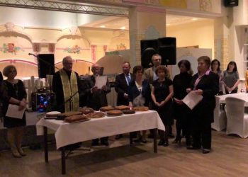 Ο Σύλλογος Γονέων και Κηδεμόνων Harburg έκοψε την Βασιλόπιτα του!