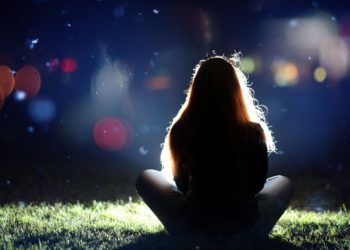 Φ. Βουδαντά: Ας βρούμε μέσα μας το Άγιο Φως για να το μοιραστούμε αύριο με όσους μας λείπουν σήμερα