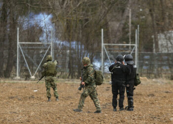Εκατοντάδες αστυνομικοί μετακινούνται στον Έβρο