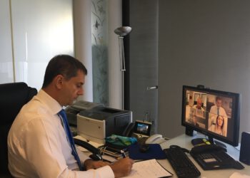 Τηλεδιασκέψεις του Υπουργού κ. Θεοχάρη με φορείς του τουρισμού