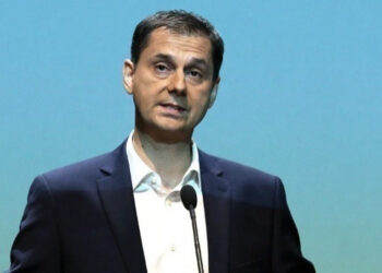 Πέντε προτάσεις του Θεοχάρη για ένα βιώσιμο και ανθεκτικό τουριστικό τομέα στην εποχή του COVID-19