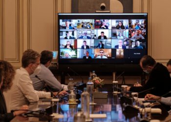 Τηλεδιάσκεψη του Πρωθυπουργού με κορυφαίους Έλληνες Ομογενείς της παγκόσμιας φαρμακοβιομηχανίας