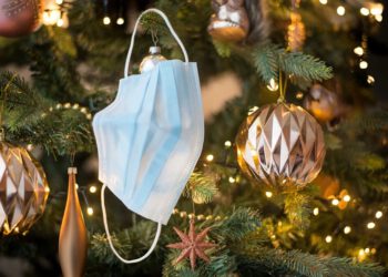 Γιορτές σε συνθήκες πανδημίας – Χρήσιμος οδηγός επιβίωσης