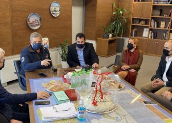 Σύσκεψη στην Αττική για κορονοϊό και αντιμετώπιση καταστροφών