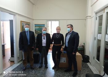 Θεσσαλία: Παρέδωσαν πολύτιμο υγειονομικό υλικό σε μονάδες υγείας