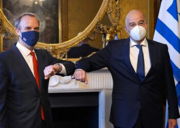 Σύμπτωση απόψεων Ελλάδας και Βρετανίας για Κυπριακό και Διεθνές Δίκαιο