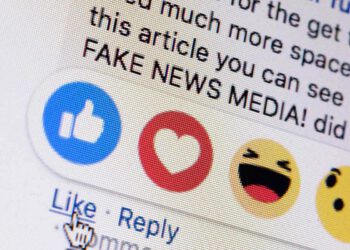 Αντισώματα στη Διαδικτυακή Παραπληροφόρηση