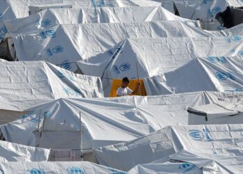 Το hotspot στο Καρά Τεπέ κλείνει σύντομα, λέει ο Μηταράκης