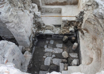 Στο «φως» νέα αρχαιολογικά στοιχεία στο Κάτω Κάστρο Μυτιλήνης