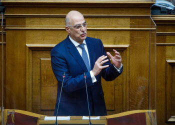 Δένδιας: Οι κυρώσεις κατά της Τουρκίας να παραμείνουν στο τραπέζι