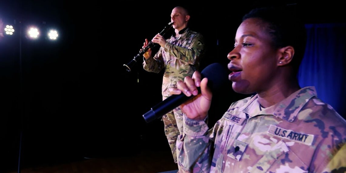 Ο «Χορός του Ζαλόγγου» από μπάντα του αμερικανικού στρατού