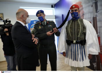 Η άγνωστη ιστορία και το απωθημένο του Δένδια με την Προεδρική Φρουρά