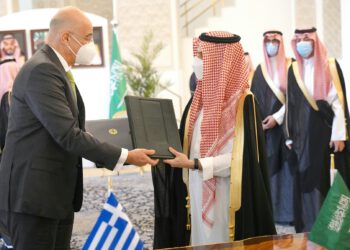 Ελλάδα και Σ. Αραβία αναβαθμίζουν την αμυντική συνεργασία τους