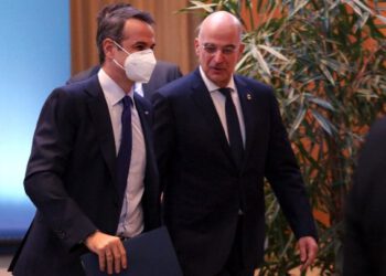 Ικανοποίηση Μητσοτάκη για τους χειρισμούς Δένδια στην Άγκυρα