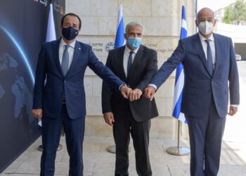 Πυρά Δένδια κατά Τουρκίας για τη «συμμαχία» με τους Ταλιμπάν