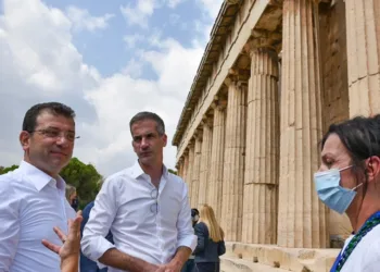 Στην «καρδιά» της Αθήνας ξεναγήθηκε ο Δήμαρχος Κωνσταντινούπολης