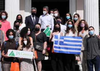 Συνάντηση Μητσοτάκη με startuppers στο Μαξίμου