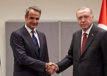 Δεν επιβεβαιώνει η Αθήνα τον Ερντογάν για συνάντηση με Μητσοτάκη