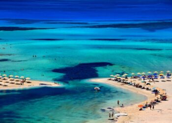 Κέρδισε το στοίχημα του τουρισμού η Κρήτη – Τουρίστες μέχρι τον Νοέμβριο