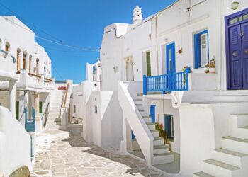 «Viva la feta» – Η Σίφνος σε μια από τις μεγαλύτερες της ταξιδιωτικές παραγωγές