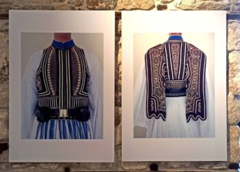 «Η Ελληνίδα φωτογράφος που προβάλλει τον Εύζωνα»