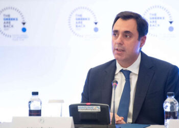 Σμυρλής: «Καθοριστικός ο ρόλος της Ομογένειας στην οικονομική ανάκαμψη»