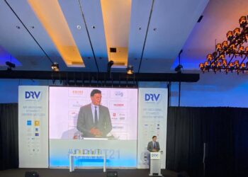 Βραβεύτηκε ο Κικίλιας από τους Γερμανούς για την αντιμετώπιση της πανδημίας