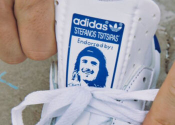 Ο Στέφανος Τσιτσιπάς απέκτησε δικά του παπούτσια