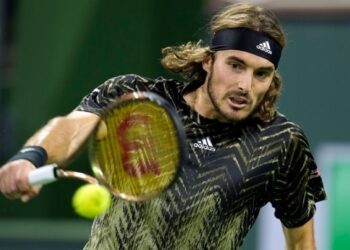 Ηττα με 2-1 κι αποκλεισμός για τον Τσιτσιπά