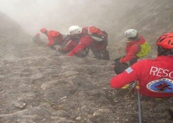 Εντοπίστηκε το ζευγάρι των Άγγλων που χάθηκαν στα Καμένα Βούρλα