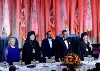 Το Οικουμενικό Πατριαρχείο βράβευσε Μπουρλά, Γιανκόπουλο, Κυρατσούς