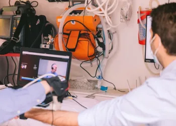 Κυκλοφόρησε το πρώτο 5G ασθενοφόρο στην Ελλάδα