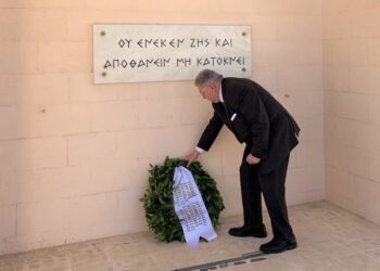 Φόρο τιμής στους ήρωες του Ελ Αλαμέιν απέτισε ο Γ.Γ. Απόδημου Ελληνισμού