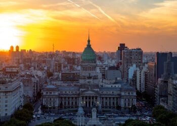 Διαγωνισμός λογοτεχνίας από τους Ομογενείς στο Μπουένος Άιρες