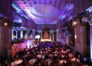 H Ομογένεια συγκέντρωσε 2 εκατ. δολάρια για την Ελλάδα