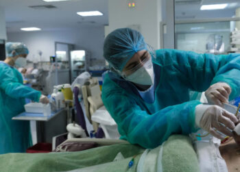 Ξεπέρασαν τους 20.000 οι νεκροί από κορονοϊό στην Ελλάδα