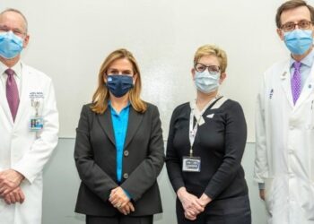 Επαφές της Ράπτη στη Νέα Υόρκη με Ομογενείς επιστήμονες