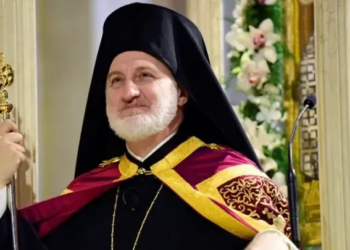 Ελπιδοφόρος: «Ευτυχισμένα Χριστούγεννα! Χριστός Γεννάται! Δοξάσατε!»